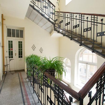 Antikvilla Apartman Сегед Екстериор снимка
