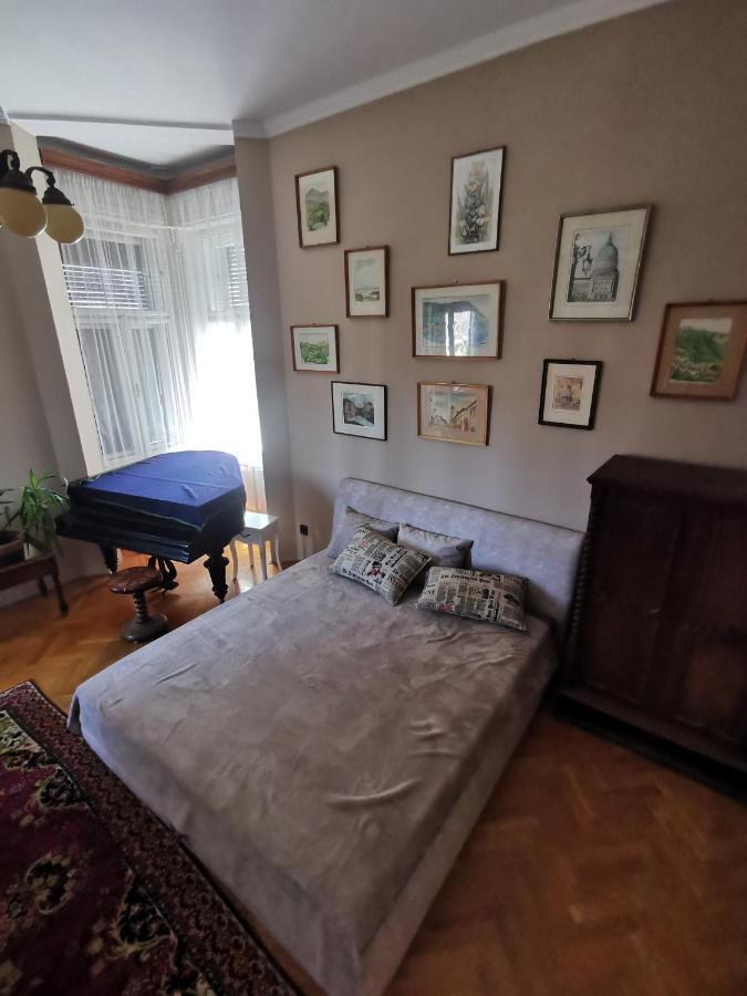 Antikvilla Apartman Сегед Екстериор снимка