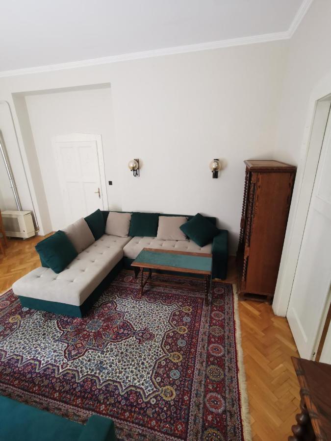 Antikvilla Apartman Сегед Екстериор снимка